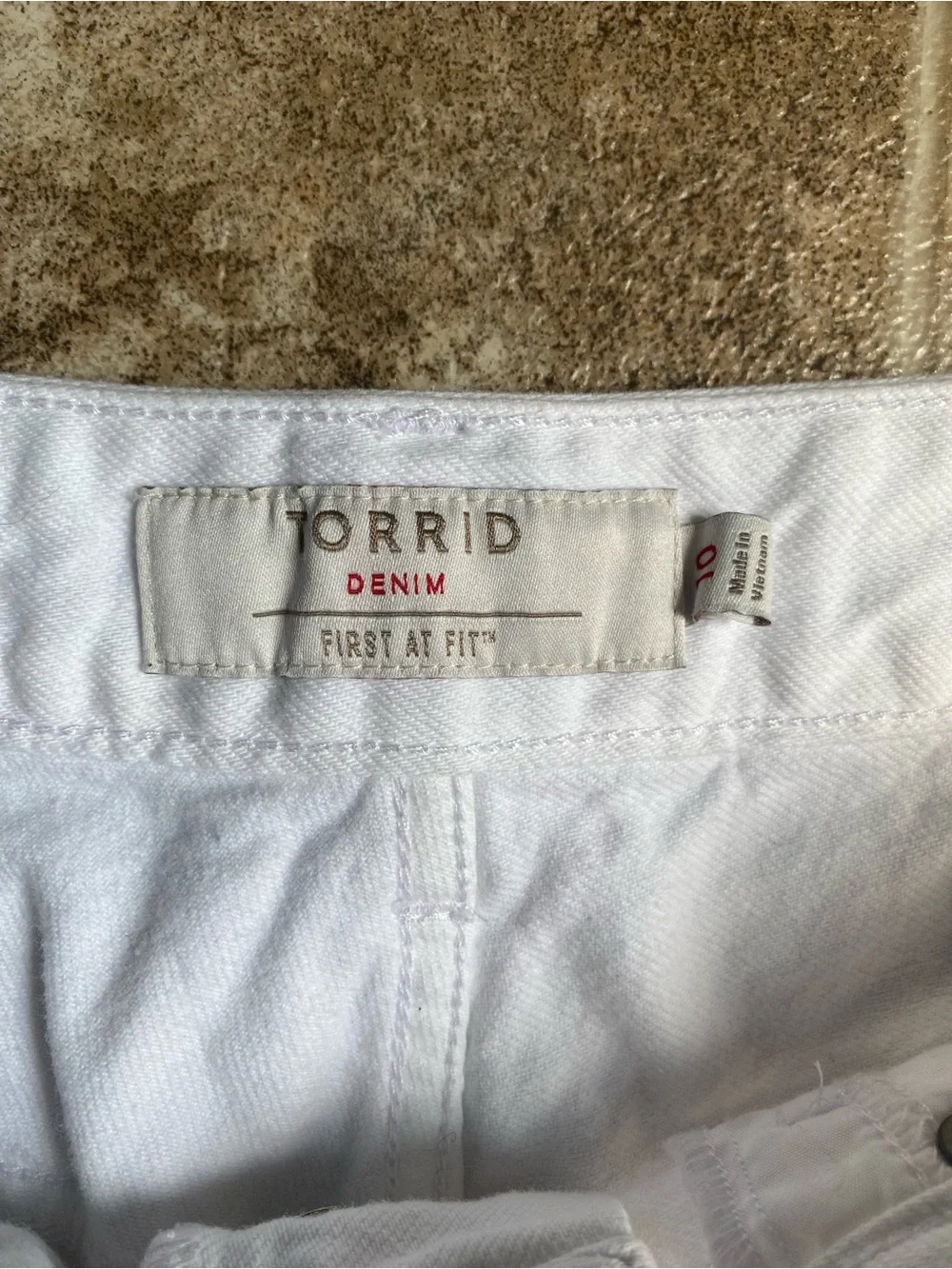 Torrid White Denim Cut Off Shorts High Rise Button Fly Distressed Size 10